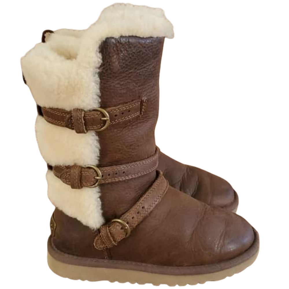 😍UGG! Little girls gorgeous leather buckle tall boots size 12